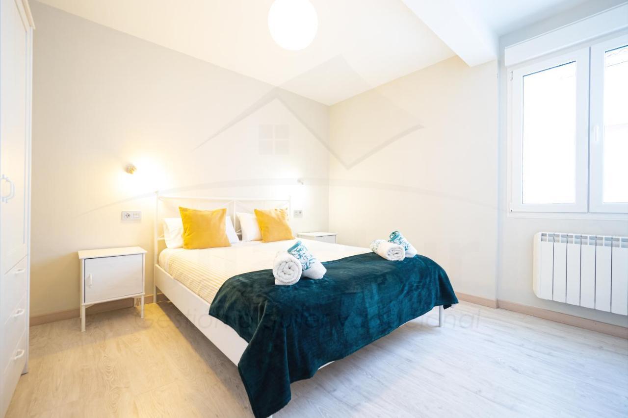 Luanco 11 Apartamento Centro De Хихон Екстериор снимка